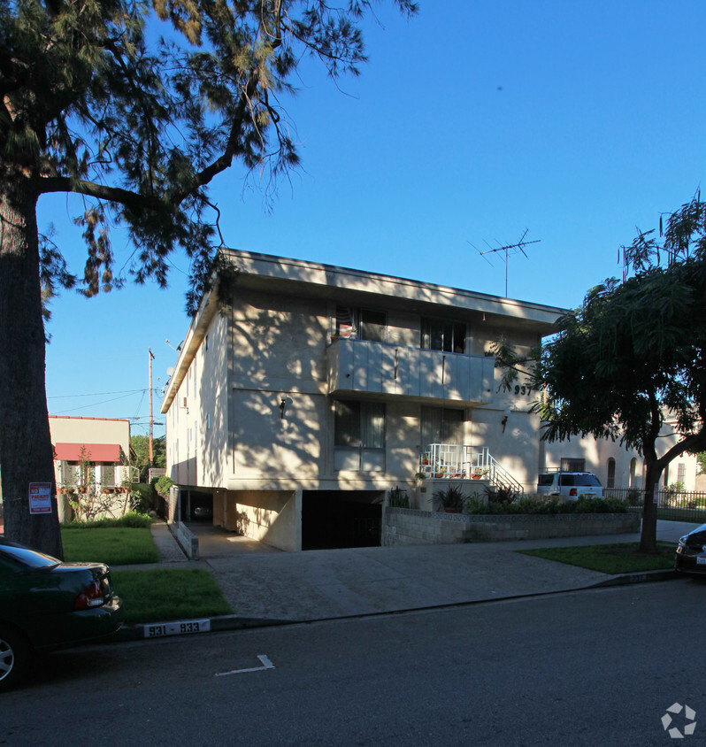 Primary Photo - 937 Havenhurst Dr