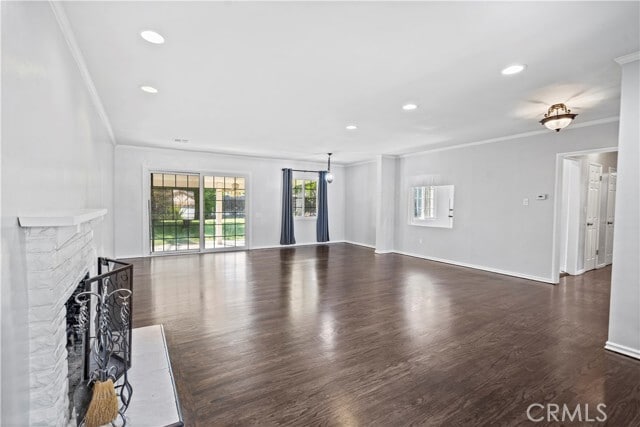 Foto del edificio - 7721 Oakdale Ave