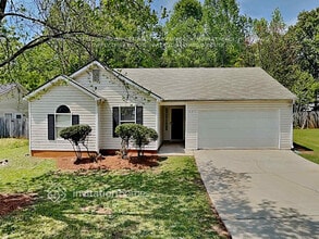 Building Photo - 265 Village Dr