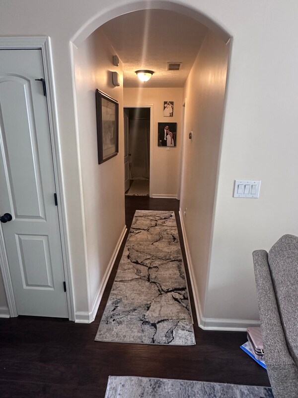 Foto del edificio - 9704 Pebble Ct