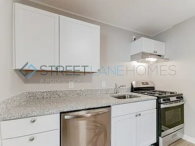 Foto del edificio - 9834 Lawnview Dr