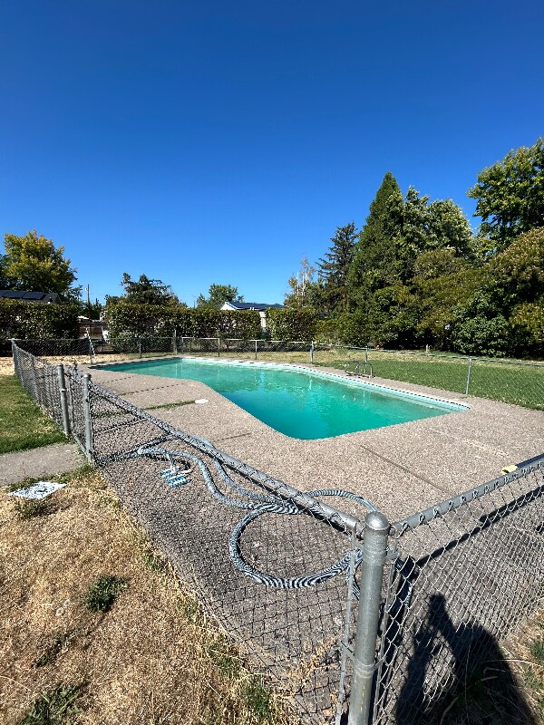 Building Photo - 1270 Corona Ave