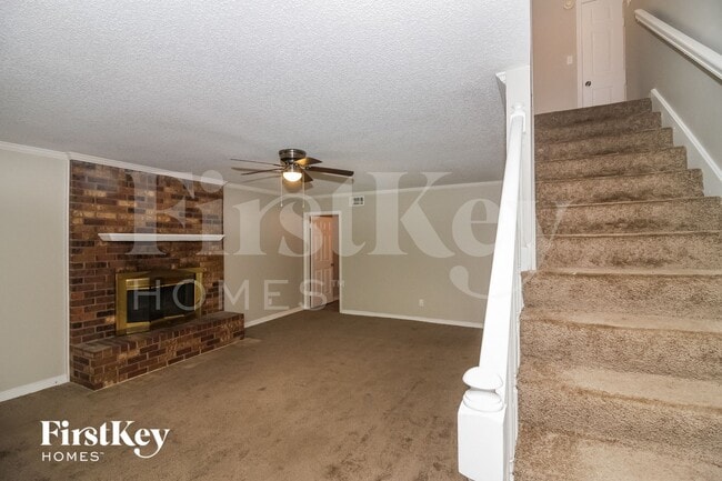 Building Photo - 6550 Fox Horn Pl