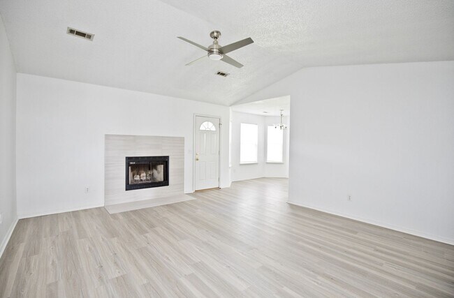 Foto del edificio - ***3061 WildFlower***