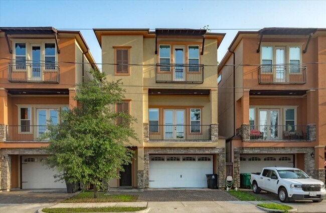 Foto del edificio - 1518 Amundsen St