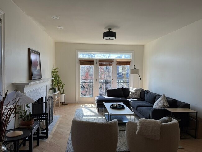 Foto del edificio - 2212 W Huron St