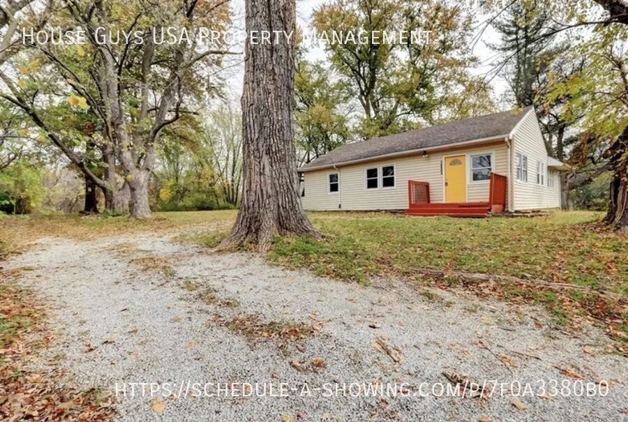 Foto principal - Welcome Home! Charming 3-Bedroom Ranch wit...