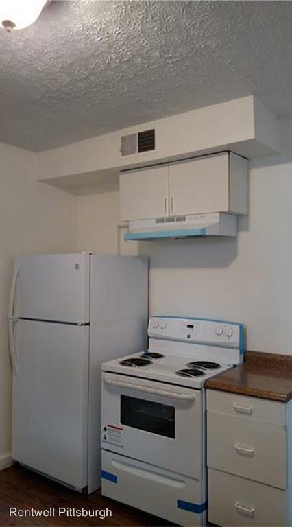 Foto del edificio - 842 Beaver Rd