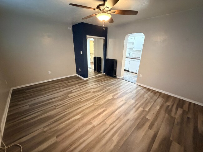 Foto del edificio - 827 E 100 S