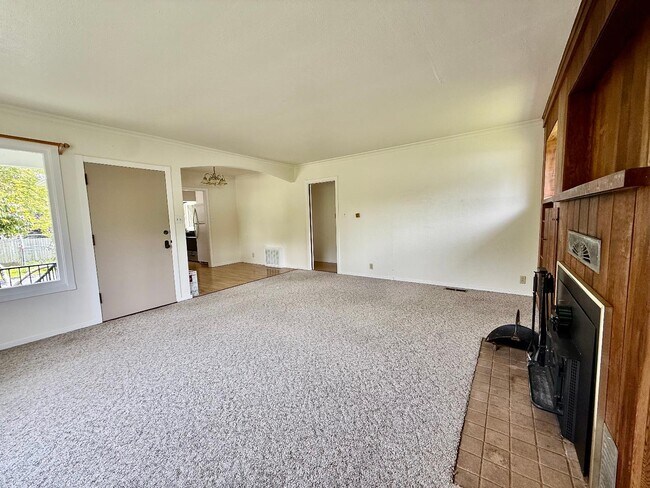 Foto del edificio - 1585 Buttermilk Ln