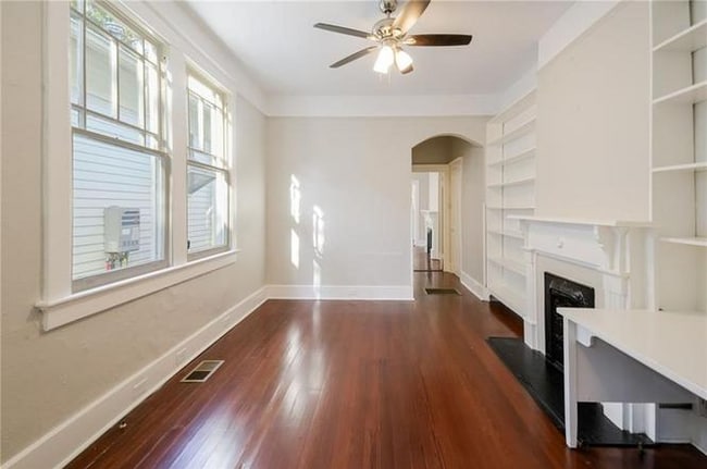 Photo - 7711 Sycamore St House