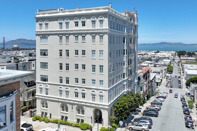 Exterior alternativo - 2100 Green St