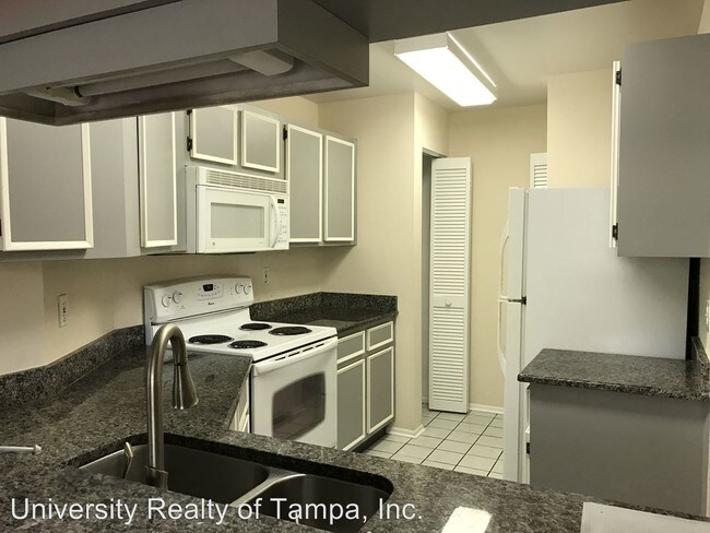 Building Photo - 4026 Angel Oak Ct