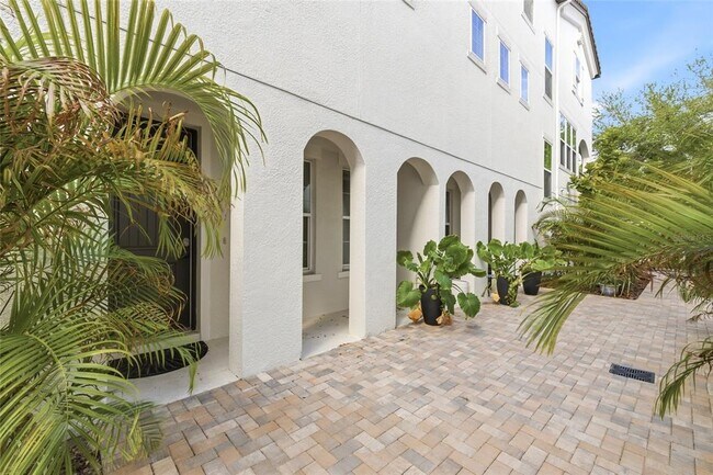 Foto del edificio - 309 S Fremont Ave