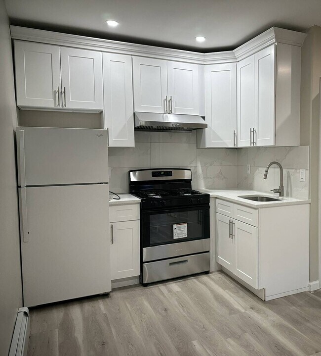Foto del edificio - 1765 W 9th St