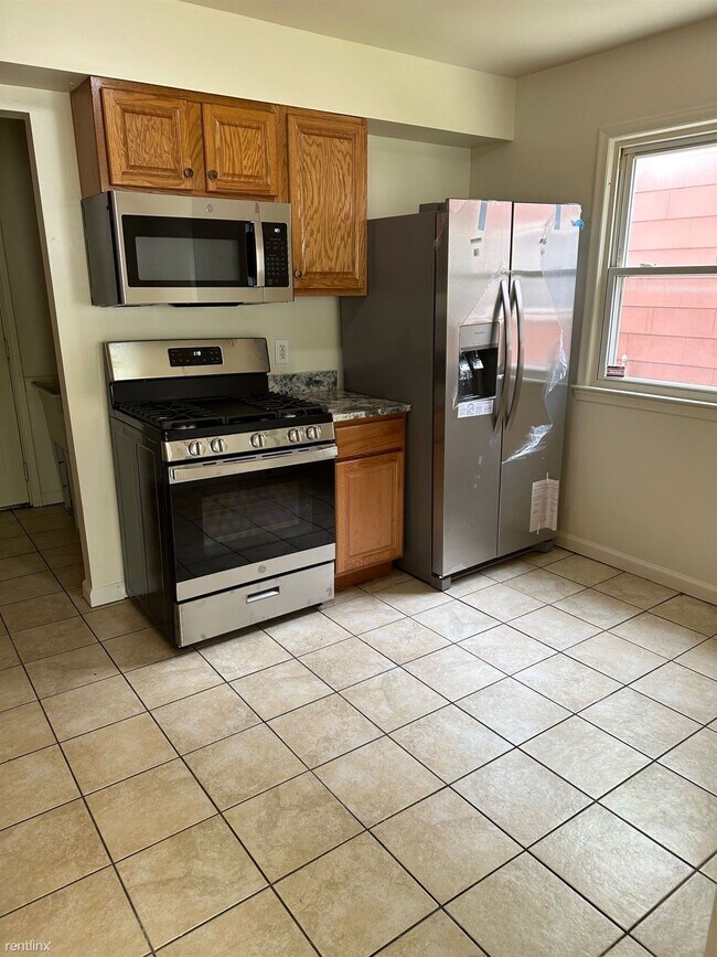 Foto del edificio - 3 br, 1 bath House - 1370 E Chesterfield S...