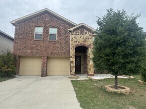 Building Photo - 3012 Whitetail Chase Dr