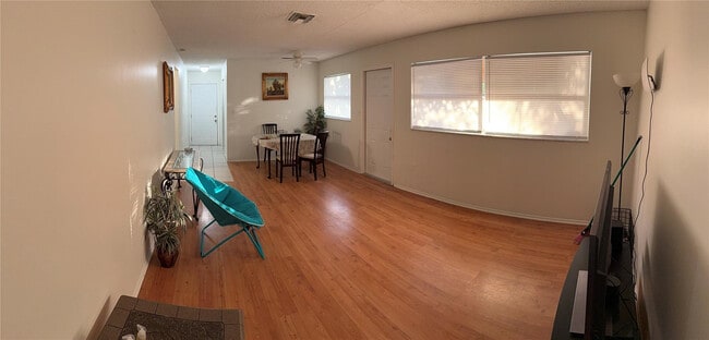 Building Photo - 5540 Tenth Ave