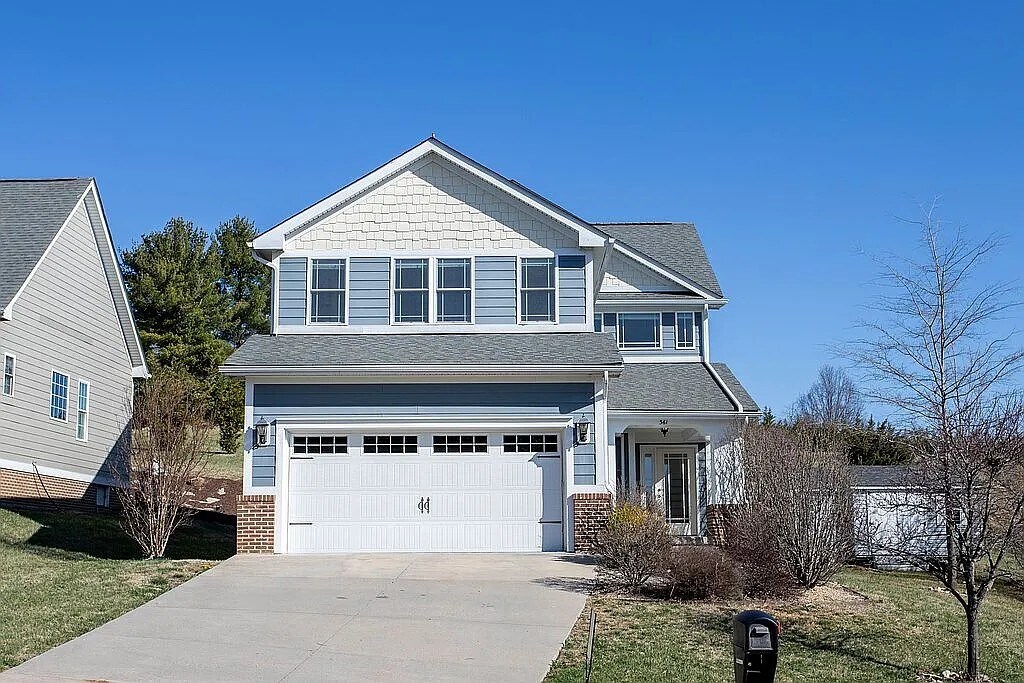 Primary Photo - 361 Windsor Dr