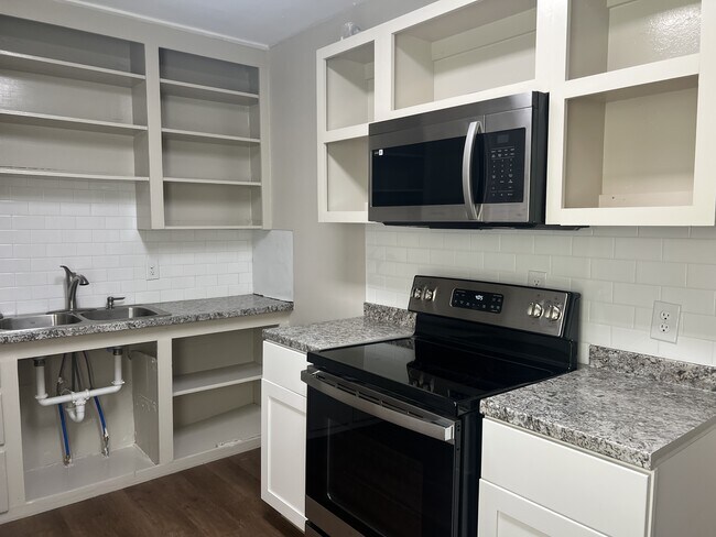 Building Photo - 2708 Avenue V