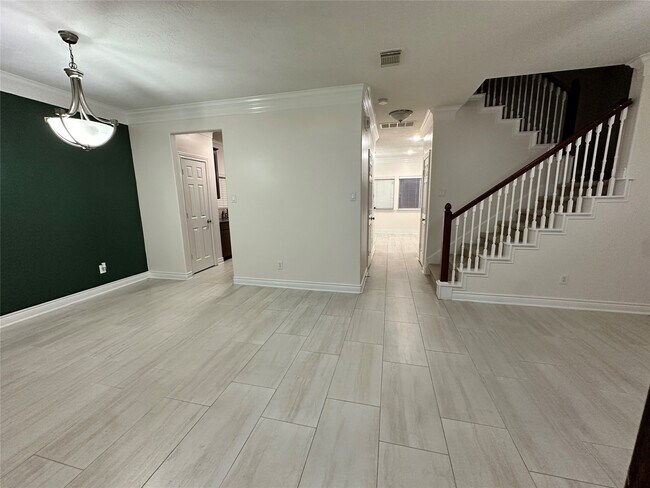Foto del edificio - 3417 Clearview Cir