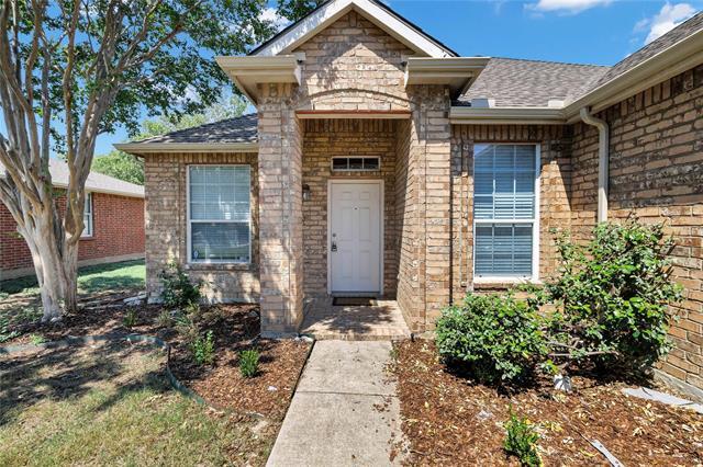 Foto del edificio - 2409 Spruce Ct