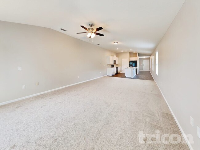 Foto del edificio - 2858 Buck Creek Pl