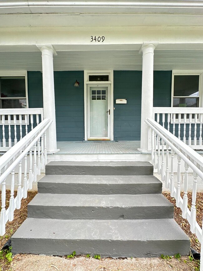 Foto del edificio - 3409 Brown Rd