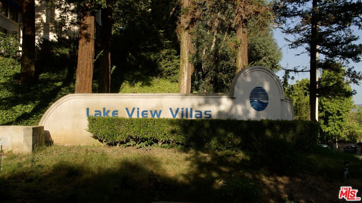 Foto del edificio - 5728 Skyview Way