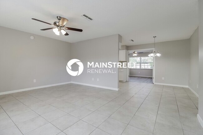 Building Photo - 3 Bedroom Pet-Friendly Home in Port Orange, FL with Main Street Renewal