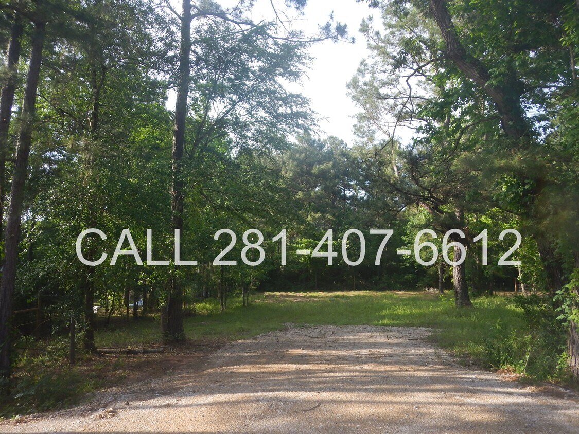 Foto del edificio - 8287 Magnolia Spgs