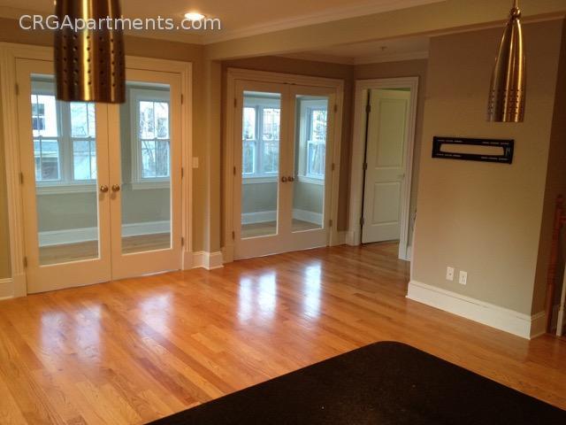 Building Photo - 8 Russell St