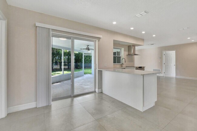 Foto del edificio - 1060 NW 6th Terrace