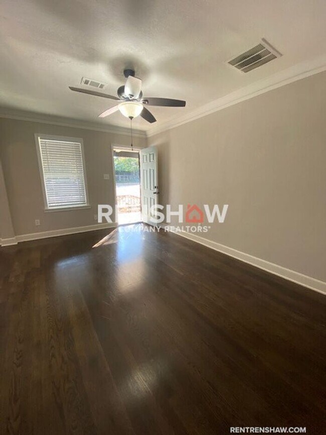 Building Photo - Duplex Unit - Newly Renovated - Evergreen ...