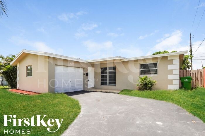 Primary Photo - 7001 NW 24th Ct