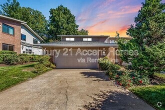 Building Photo - 7224 Vistas Ln