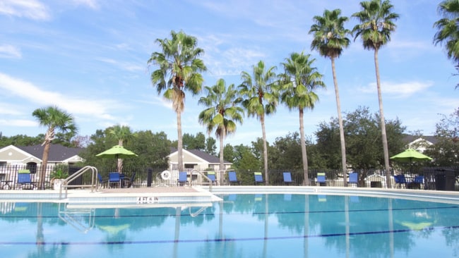 Building Photo - Sunset Lakes