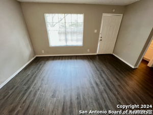 Foto del edificio - 5224 Meadow Field