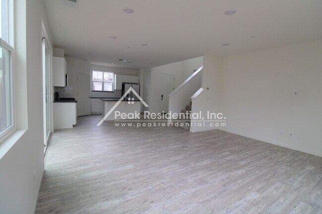 Building Photo - 4 br, 3 bath House - 3180 Sunny Gate Ln