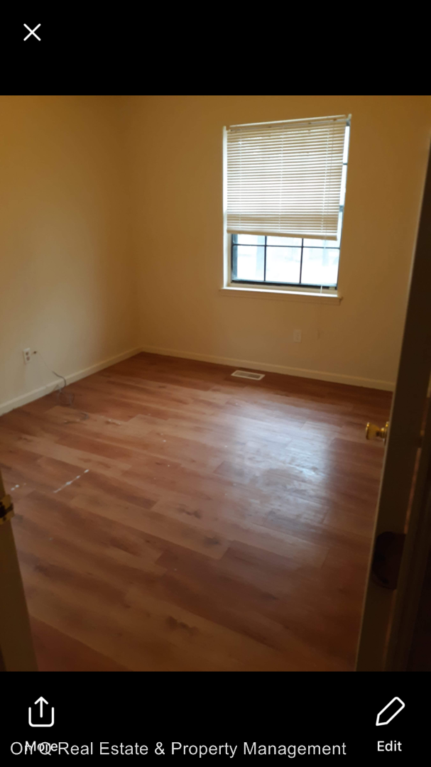 Building Photo - 5 br, 3.5 bath House - 2109 Ridge Road
