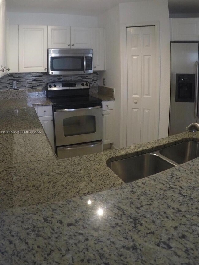 Foto del edificio - 11401 NW 89th St