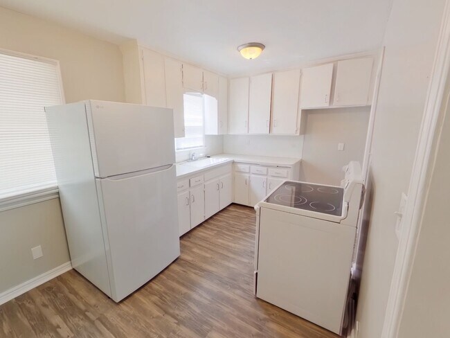 Foto del edificio - 1517 N Piatt Ave