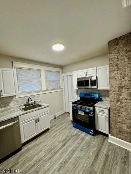Foto del edificio - 313 Halsted St