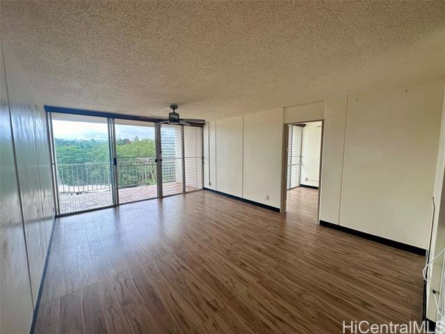 Building Photo - 95-2031-2031 Waikalani Pl