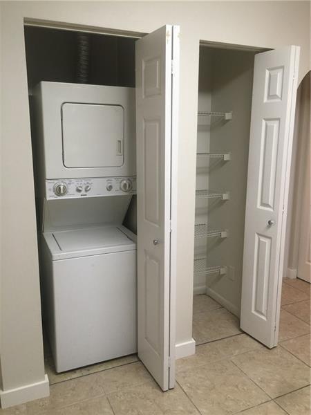 Building Photo - 5701 Riverside Dr