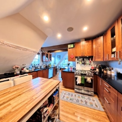 Foto del edificio - 185 Davis Ave