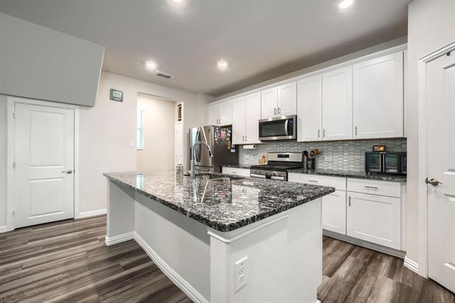 Building Photo - 4116 Ranchero Dr