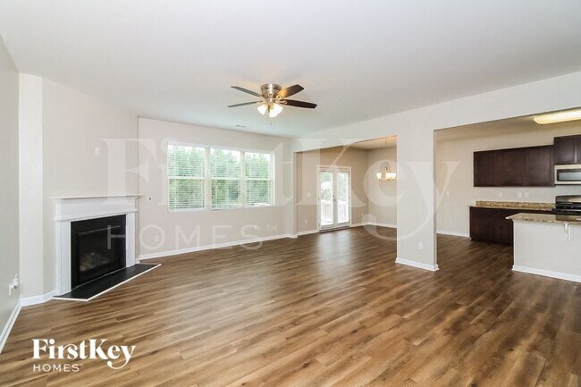 Building Photo - 106 Woodbridge Trl