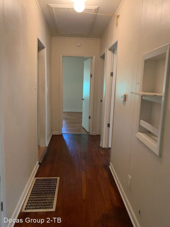 Building Photo - 3 br, 2 bath House - 128 18th Ave NW