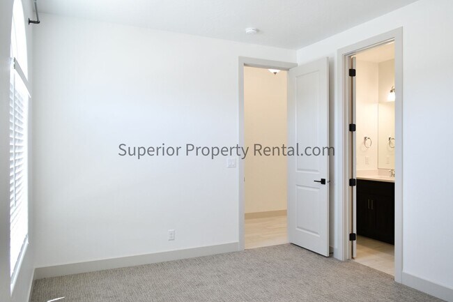 Foto del edificio - Brand New 3 Bed, 3 Bath home in Brio